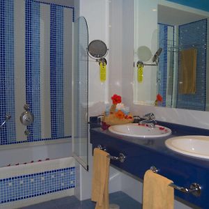 Habitación con Cama King